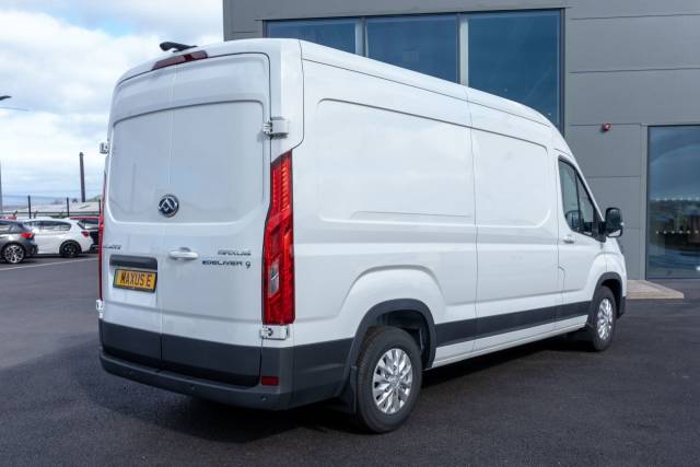 2025 Maxus eDeliver 9 Luxury 150kw high roof van 72kwh auto