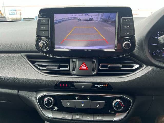 2023 Hyundai i30 1.0T GDi SE Connect 5dr