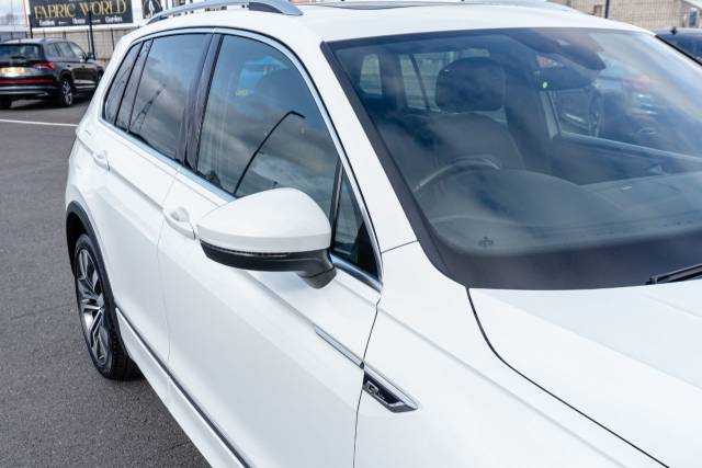 2020 Volkswagen Tiguan 2.0 TDi 150 R-Line Tech 5dr