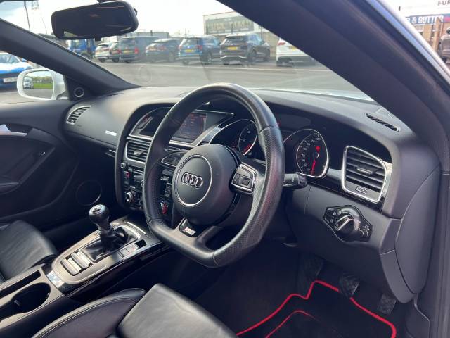 2013 Audi A5 2.0 TDI 177 Black Edition 2dr