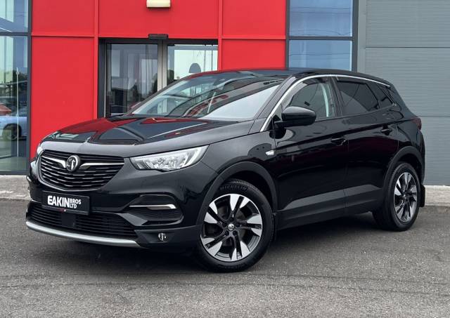 Vauxhall Grandland X 1.5 Turbo D SRi Nav 5dr Hatchback Diesel Black