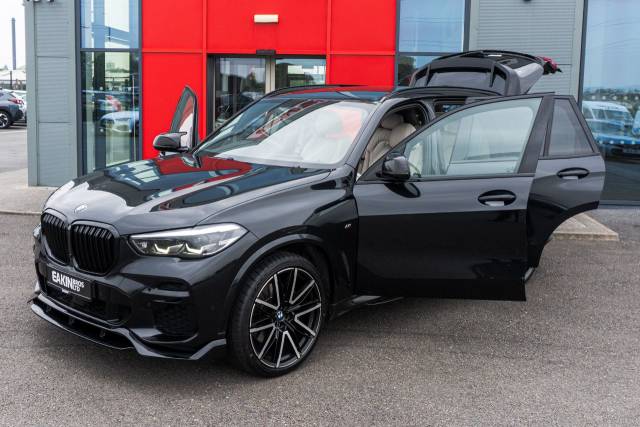 2022 BMW X5 3.0 xDrive30d MHT M Sport 5dr Auto