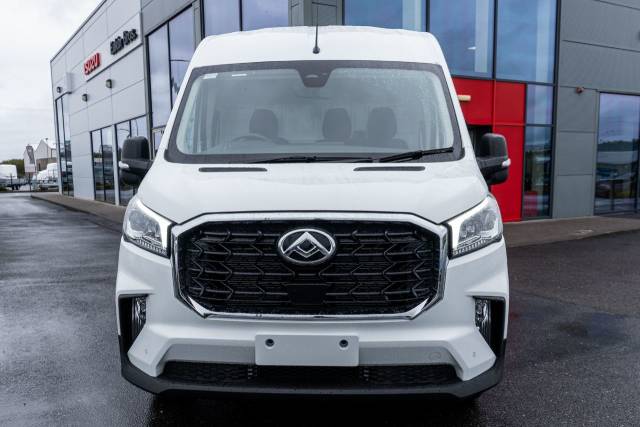 2025 Maxus Deliver 9 2.0 D20 150 Lux High Roof Van