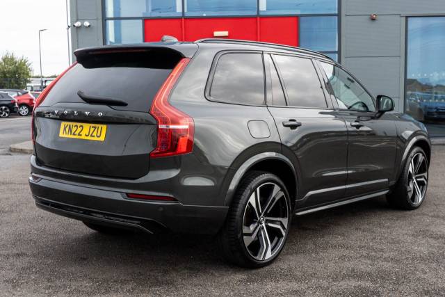 2022 Volvo XC90 2.0 B5D [235] R DESIGN Pro 5dr AWD Geartronic