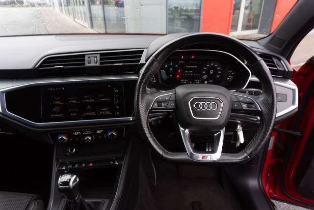 2022 Audi Q3 2.0 35 TDI Black Edition 5dr