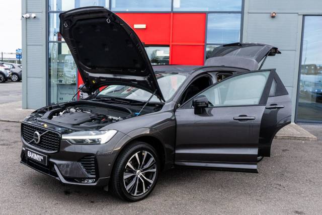 2023 Volvo XC60 2.0 B4D Plus Dark 5dr AWD Geartronic