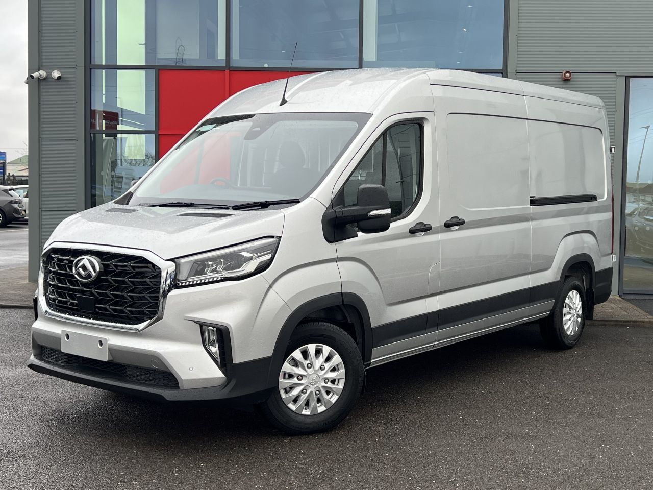 2025 Maxus Deliver 9