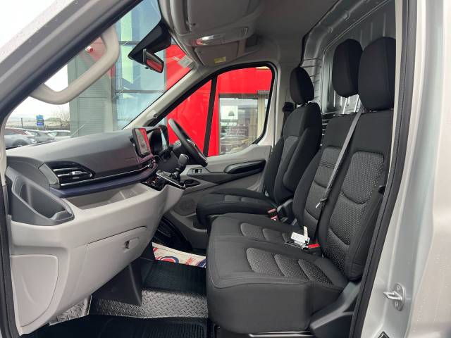 2025 Maxus Deliver 9 2.0 D20 150 Lux High Roof Van