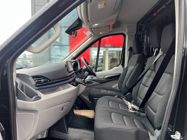 2025 Maxus Deliver 9 2.0 D20 150 Lux High Roof Van