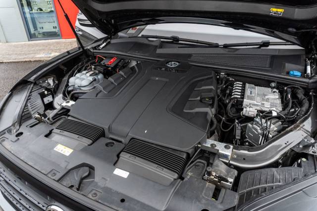 2023 Volkswagen Touareg 3.0 V6 TDI 4M 231 R-Line Tech Plus 5dr Tip Auto