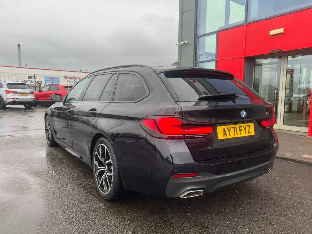 2022 BMW 5 Series 2.0 520d MHT M Sport 5dr Step Auto
