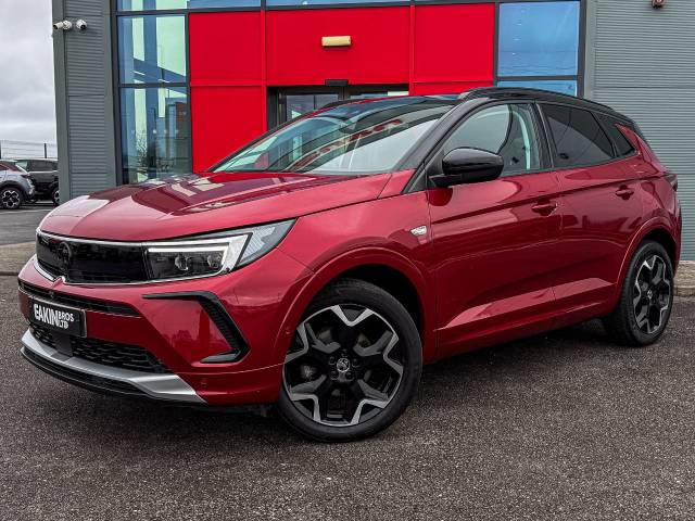 Vauxhall Grandland 1.2 Turbo Ultimate 5dr Auto Hatchback Petrol Red