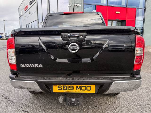 2019 Nissan Navara Double Cab Pick Up Tekna 2.3dCi 190 TT 4WD Auto