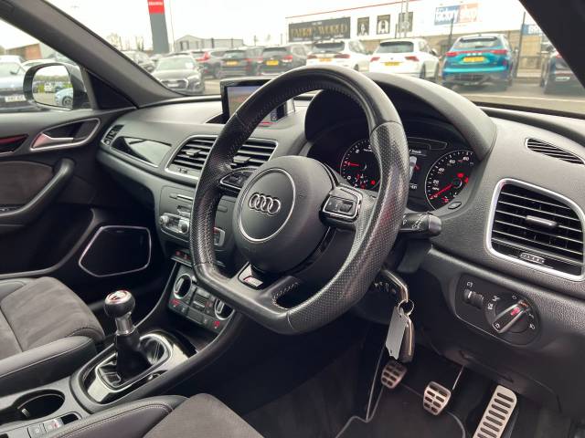 2018 Audi Q3 2.0 TDI Black Edition 5dr
