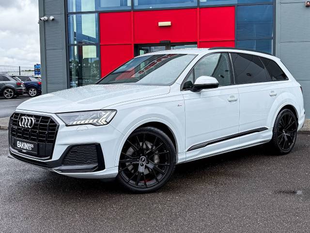 Audi Q7 3.0 45 TDI Quattro S Line 5dr Tiptronic Estate Diesel White