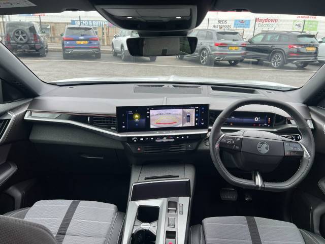 2025 Vauxhall Grandland 1.2 Hybrid [136] Ultimate 5dr e-DCT6 [Pan Roof]
