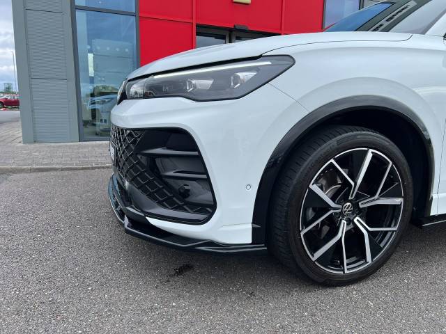 2024 Volkswagen Tiguan 2.0 TDI R-Line 5dr DSG