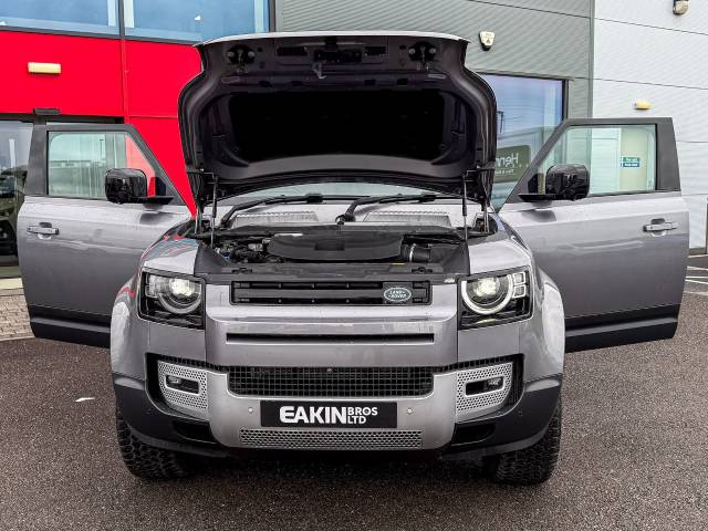 2022 Land Rover Defender 3.0 D250 SE 90 3dr Auto