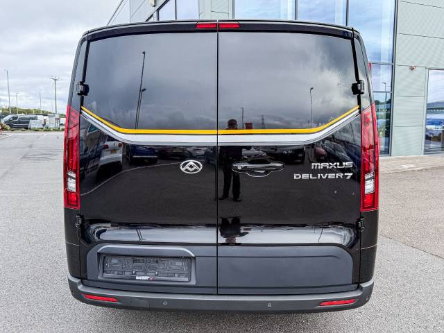 2026 Maxus Deliver 7 2.0 D20 H1 6 seat Crew Van