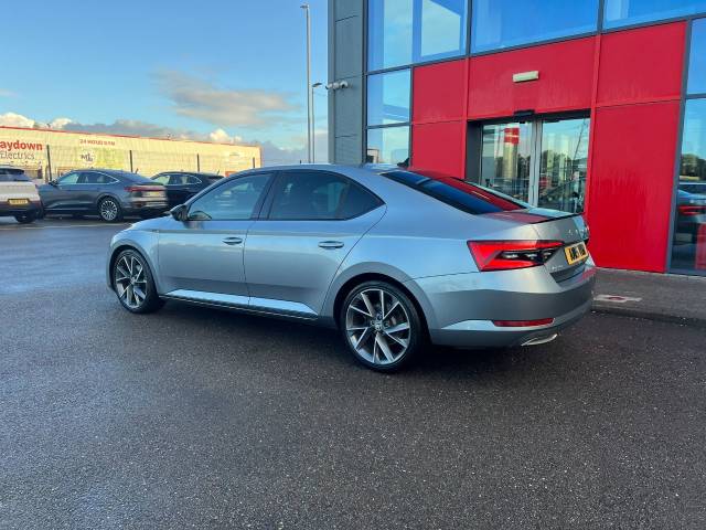 2020 Skoda Superb 2.0 TSI 190 Sport Line Plus 5dr DSG
