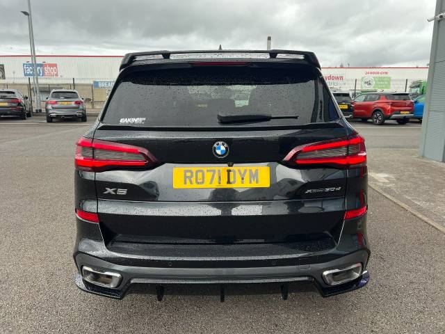 2021 BMW X5 3.0 xDrive30d MHT M Sport 5dr Auto