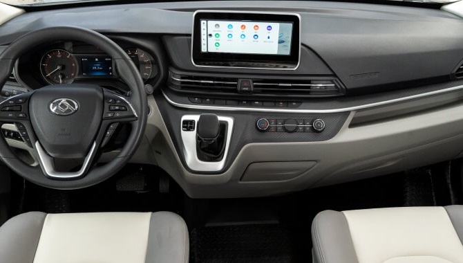 New DELIVER 9 - Interior