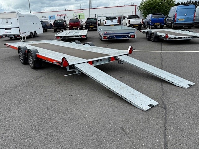 2025 Brian James A Transporter 130-5521-30-2-12